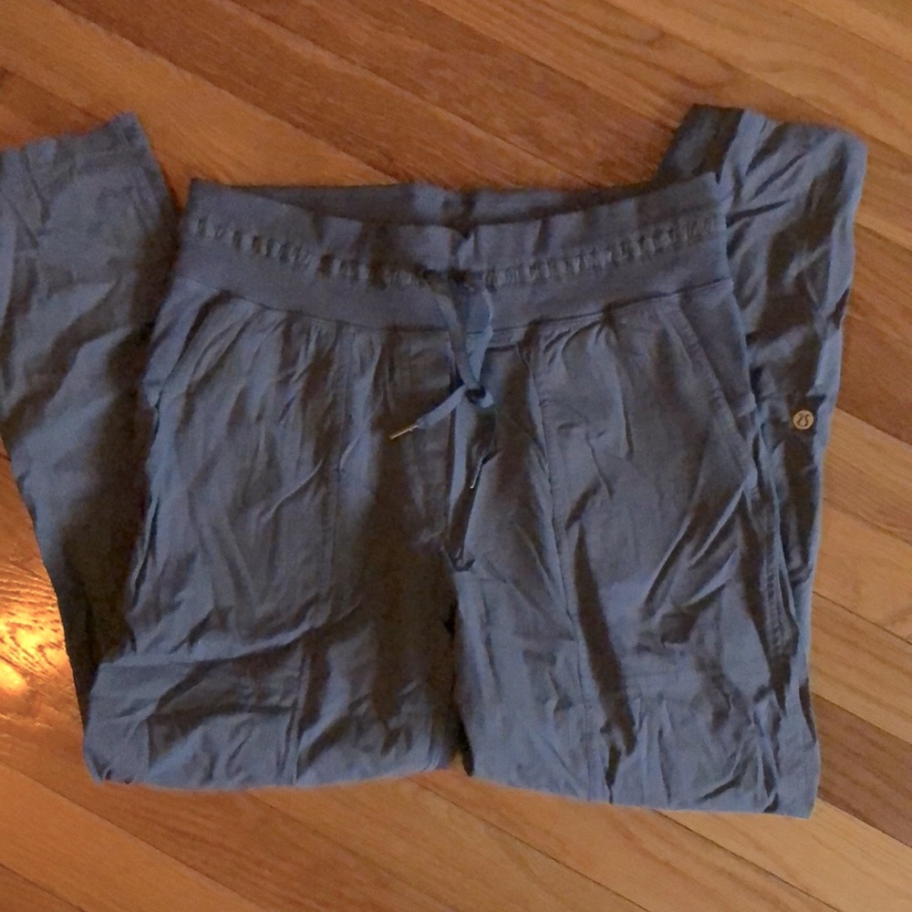 Lululemon Studio fit pants